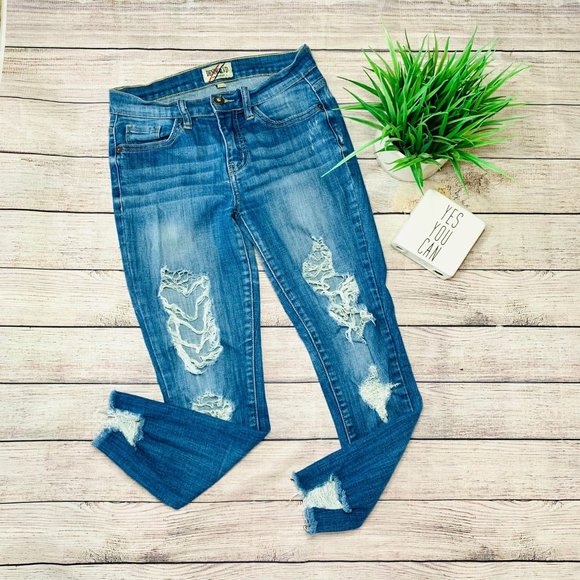 Distressed Stretchy Skinny Jeans | Poshmark